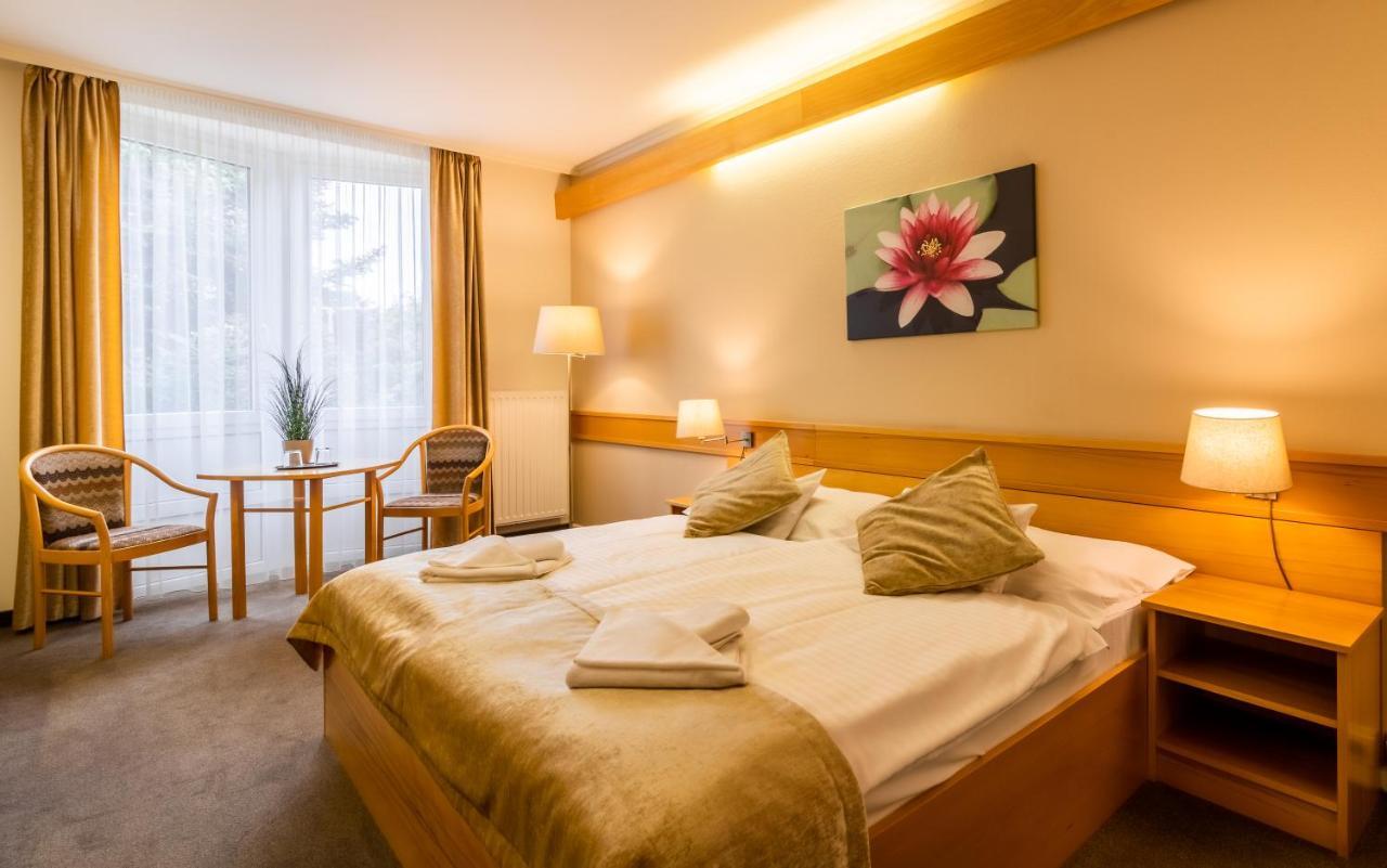 Aqua Hotel Termal Mosonmagyaróvár Extérieur photo
