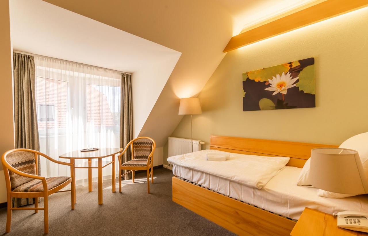 Aqua Hotel Termal Mosonmagyaróvár Extérieur photo