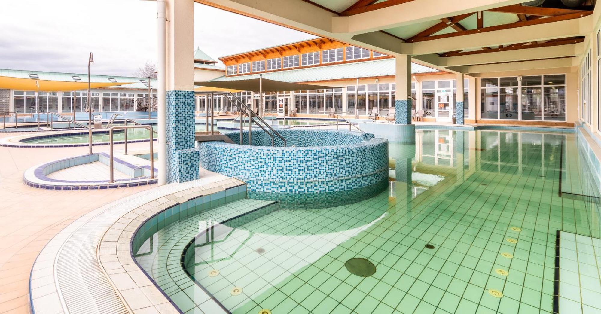 Aqua Hotel Termal Mosonmagyaróvár Extérieur photo