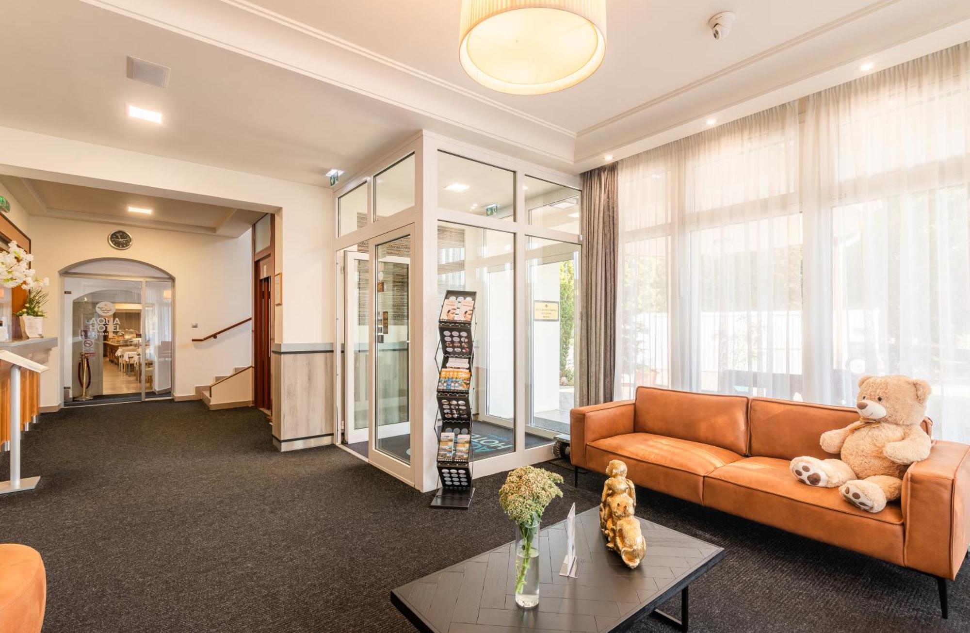 Aqua Hotel Termal Mosonmagyaróvár Extérieur photo