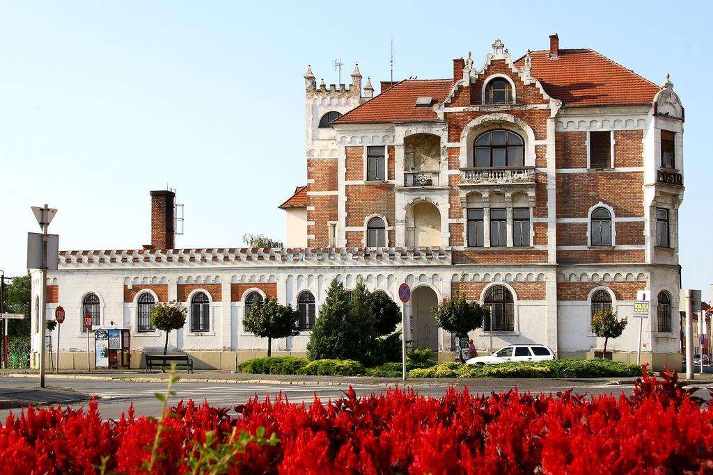 Aqua Hotel Termal Mosonmagyaróvár Extérieur photo