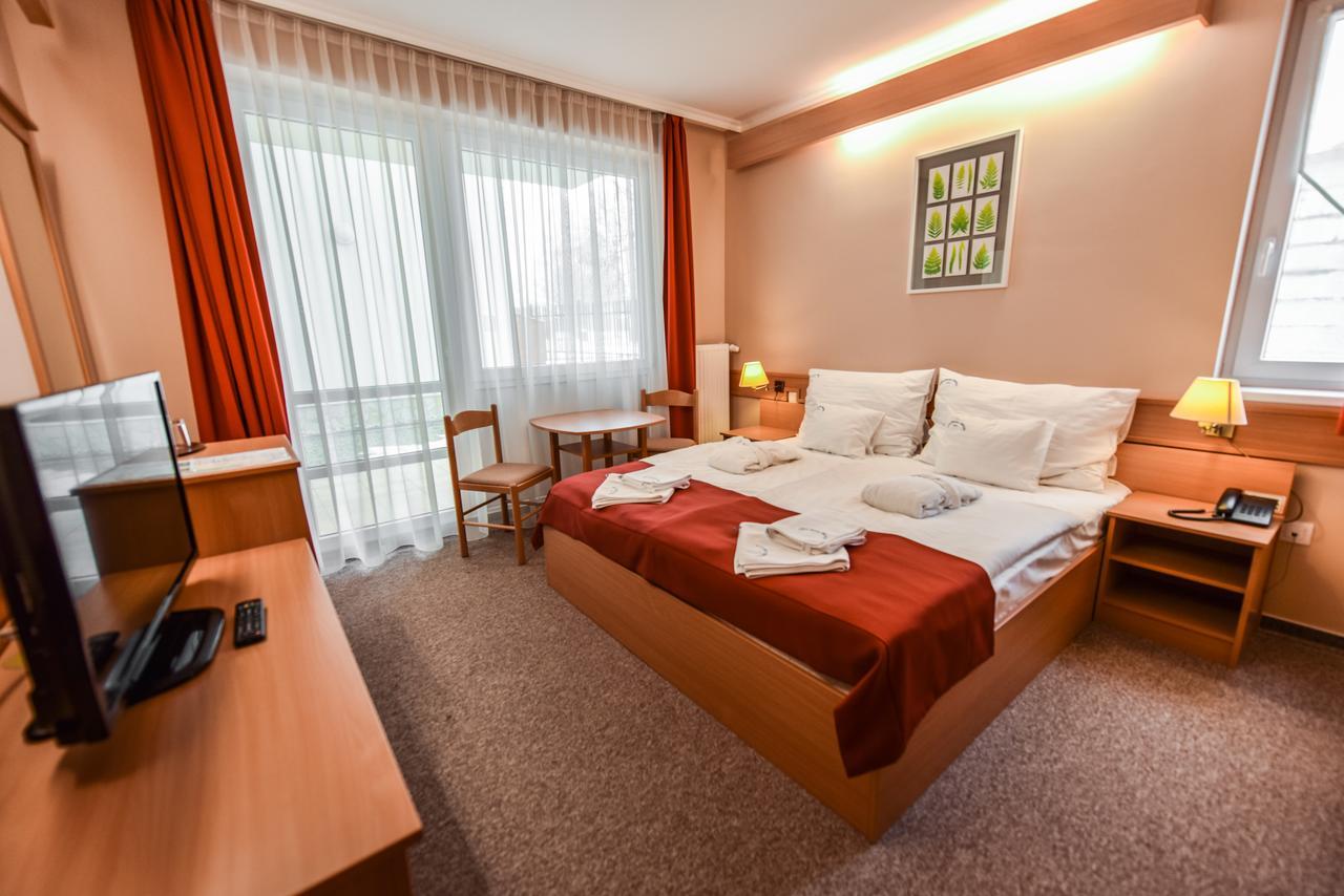 Aqua Hotel Termal Mosonmagyaróvár Extérieur photo